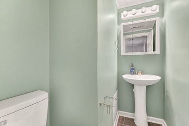 Renovated 4 Bedroom cottage in Rappahannock River Estates! Only - photo 29