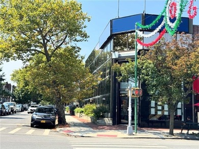 Modern glass corner building in prime Bensonhurst neighborhood - photo 3