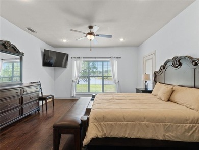 This beautiful, immaculate property is the sanctuary that offers - photo 33
