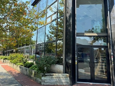 Modern glass corner building in prime Bensonhurst neighborhood - photo 5