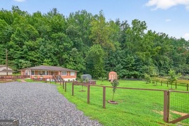 Welcome to 8 Taylor Rd, located in the heart of the picturesque