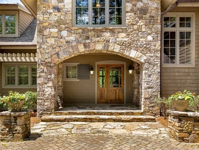 Overlooking the scenic 4th hole, this stunning 4-bedroom, 4 - photo 3