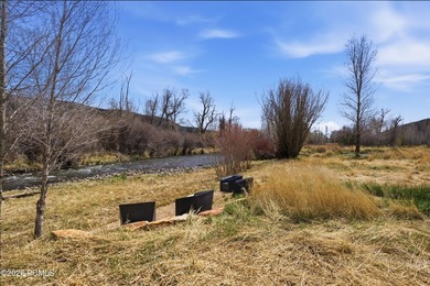 Stark Ranch is a modern equestrian wellness estate set on - photo 5