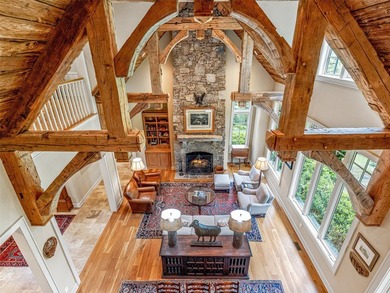 Overlooking the scenic 4th hole, this stunning 4-bedroom, 4 - photo 6