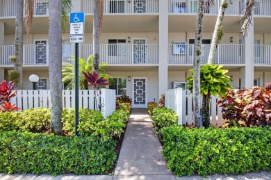 Lake Condo For Sale in Delray Beach, Florida