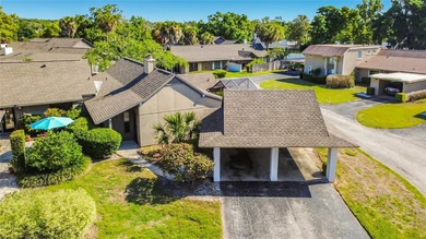 Welcome to this beautifully refreshed 3-bedroom, 2-bathroom gem - photo 3