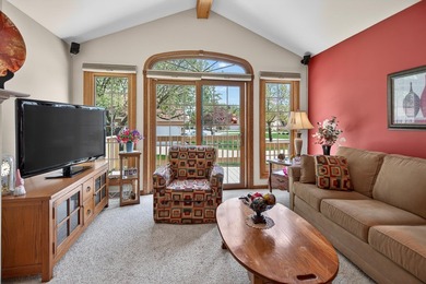 Lovingly owned and meticulously maintained by the original owner - photo 12