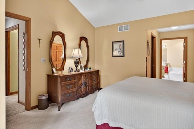 Lovingly owned and meticulously maintained by the original owner - photo 15