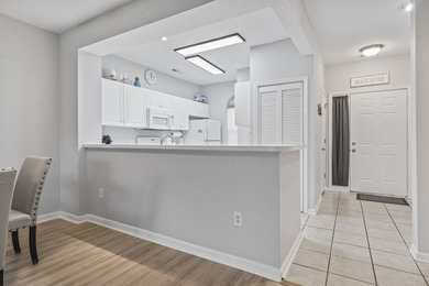 Welcome to this beautiful turn-key and fully furnished 2nd floor - photo 18