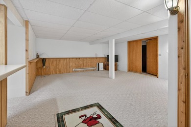 Lovingly owned and meticulously maintained by the original owner - photo 23