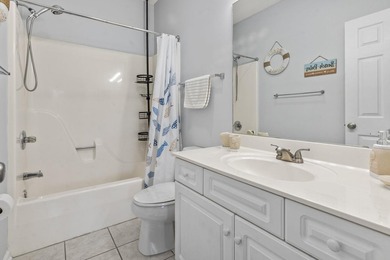 Welcome to this beautiful turn-key and fully furnished 2nd floor - photo 27