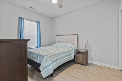Welcome to this beautiful turn-key and fully furnished 2nd floor - photo 29