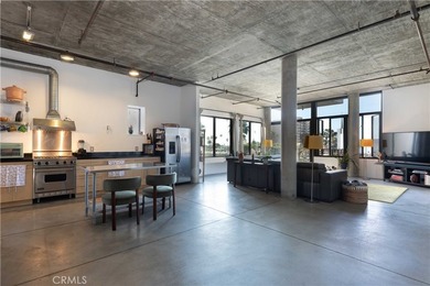 The iconic Temple Lofts complex delivers the original - photo 1