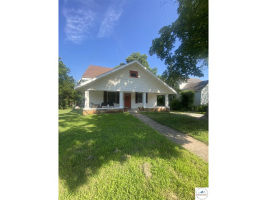 Lake Home For Sale in Osceola, Missouri