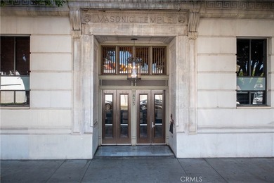 The iconic Temple Lofts complex delivers the original - photo 5