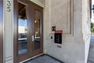 The iconic Temple Lofts complex delivers the original - photo 6