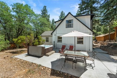 Experience the charm of a nearly century-old Big Bear cabin-full - photo 2