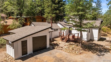 Experience the charm of a nearly century-old Big Bear cabin-full - photo 3