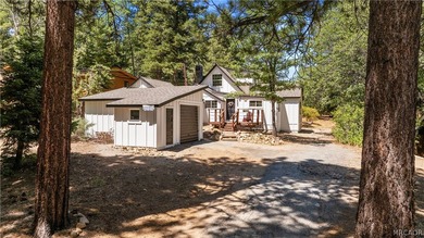 Experience the charm of a nearly century-old Big Bear cabin-full - photo 4