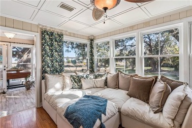 Step back in time while enjoying modern comfort in this - photo 15