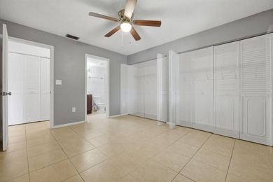 Freshly painted and exceptionally maintained, this bright and - photo 16