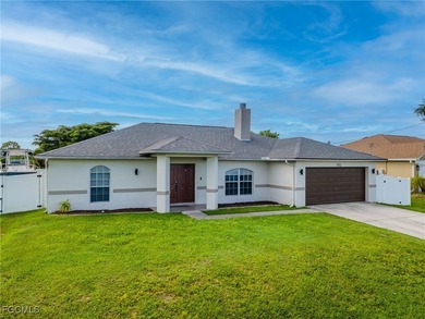 Cape Coral Area Home For Sale in Cape Coral Florida