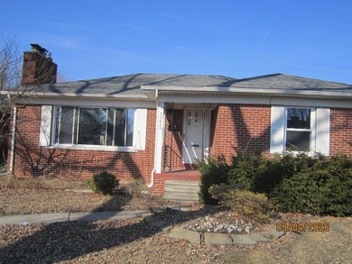 Lake Saint Clair Home Active Under Contract in Saint Clair Shores Michigan
