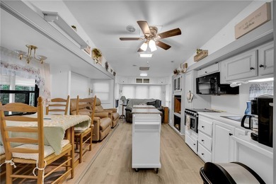 A beautifully maintained 1999 Presidential Glen RV is available - photo 7