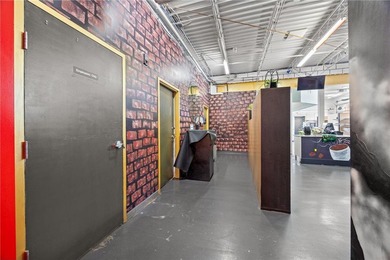 Commercial Lease Opportunity - Turnkey Building on Prominent