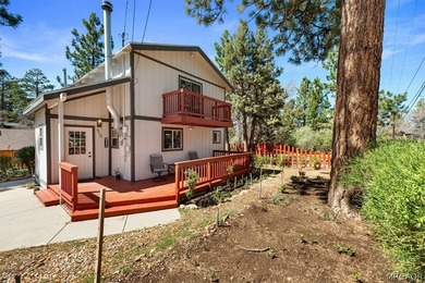 Well-maintained 3-bedroom, 2-bath home on a sprawling 7,500 sq - photo 4