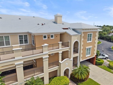 Experience the pinnacle of luxury waterfront living in this - photo 4
