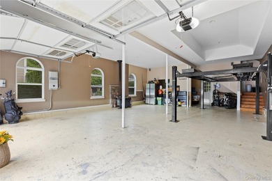 Say Hello To Your New Address!! Beautifully updated home - photo 4