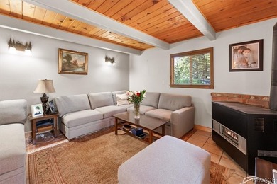 Well-maintained 3-bedroom, 2-bath home on a sprawling 7,500 sq - photo 8