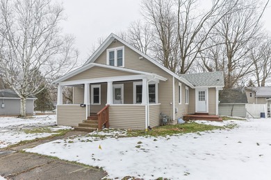 (private lake, pond, creek) Home For Sale in Niles Michigan