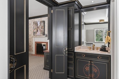 A Luxury Residence inspired by Nature: Sited on 16.1 private - photo 15