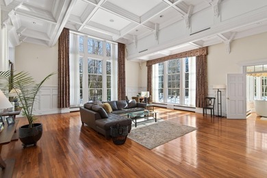 A Luxury Residence inspired by Nature: Sited on 16.1 private - photo 19