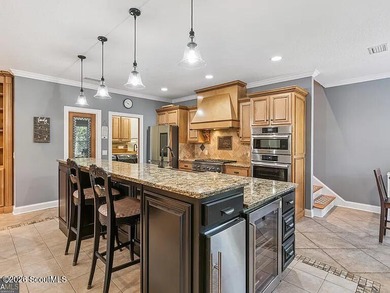 Immaculate and beautifully appointed, this luxury residence - photo 20