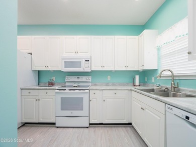 Welcome to Moss Creek Villas, where comfort, convenience, and - photo 3