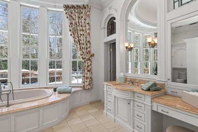 A Luxury Residence inspired by Nature: Sited on 16.1 private - photo 26