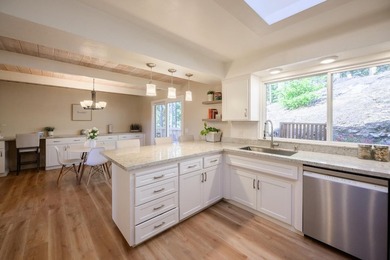 Beautifully updated custom home with breathtaking valley and - photo 28