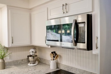 Beautifully updated custom home with breathtaking valley and - photo 34