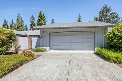 Beautiful condominium in sunny Sunland with stunning Strait - photo 2