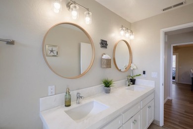 Beautifully updated custom home with breathtaking valley and - photo 48