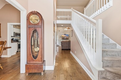 Enjoy cul-de-sac living in the Jack Nicklaus designed Pawleys