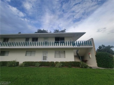 Lehigh Acres Area Condo For Sale in Lehigh Acres Florida