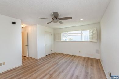 Single-level 2 bedroom, 2 bath condo with no age restriction in - photo 9