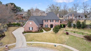 Located on a quiet cul-de-sac in Holly Star, this stunning - photo 1
