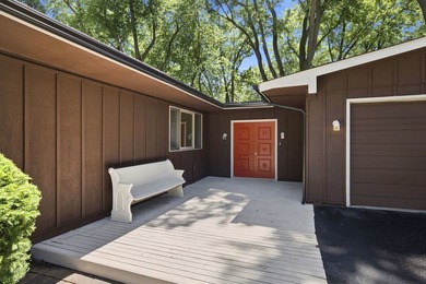 Welcome home to this beautifully maintained 3-bedroom, 2-bath - photo 4