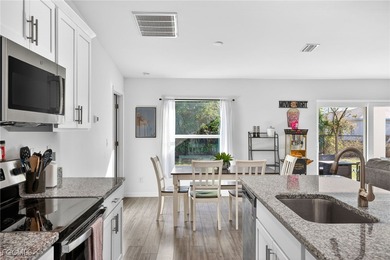 NO HOA FEES - NO FLOOD ZONE - NO RESTRICTIONS Built in 2022 this - photo 10