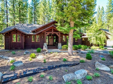 Experience refined mountain living in this exceptional Whitehawk - photo 2